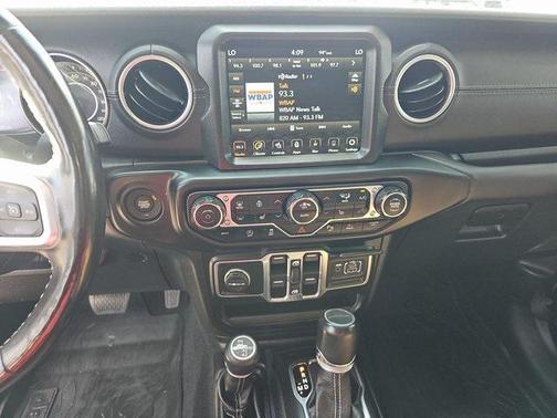 2021 Jeep Gladiator Overland
