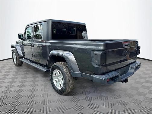 2022 Jeep Gladiator Sport S