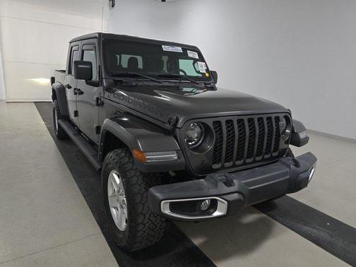2022 Jeep Gladiator Sport S