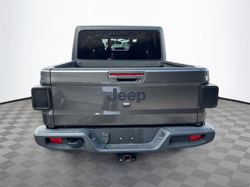 2022 Jeep Gladiator Sport S