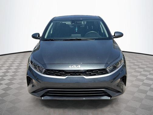 Gravity Gray 2024 Kia Forte LX