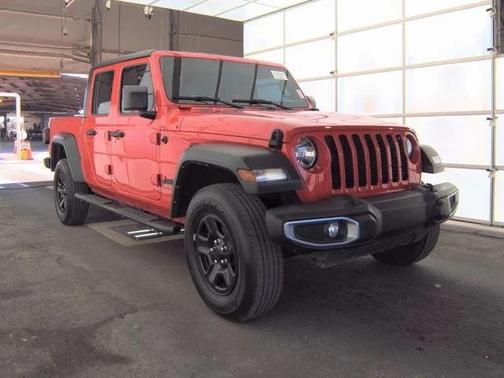 2023 Jeep Gladiator Sport