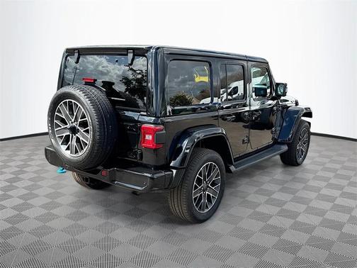 2023 Jeep Wrangler 4xe Sahara High Altitude