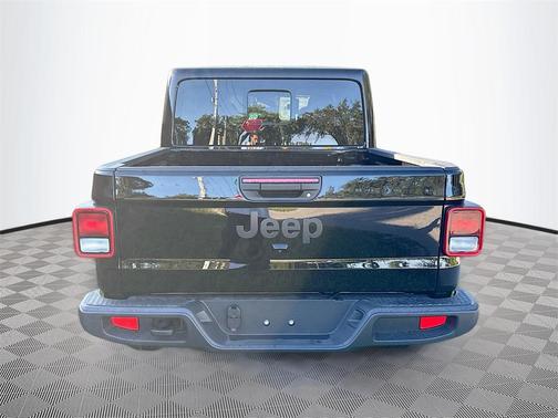 2025 Jeep Gladiator Sport S