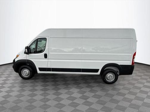 2025 RAM ProMaster 2500 Tradesman