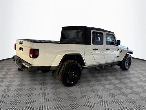 2021 Jeep Gladiator Willys 4x4