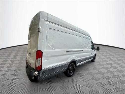 2015 Ford Transit-250 Base