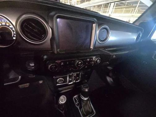 2021 Jeep Gladiator Willys 4x4