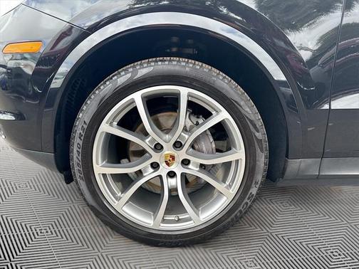 2019 Porsche Cayenne Base