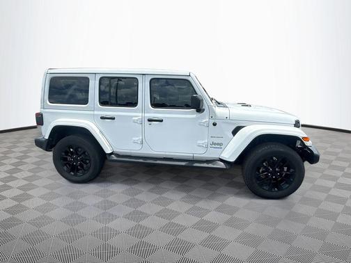 Bright White Clearcoat 2022 Jeep Wrangler Unlimited 4xe Sahara