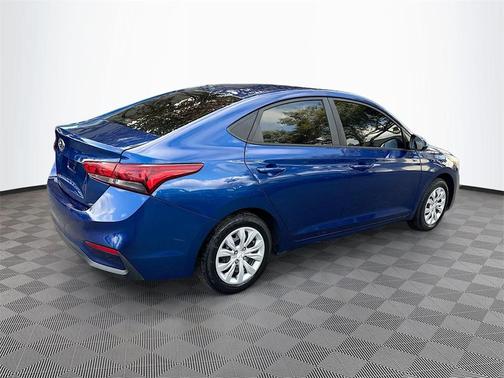 2020 Hyundai Accent SE