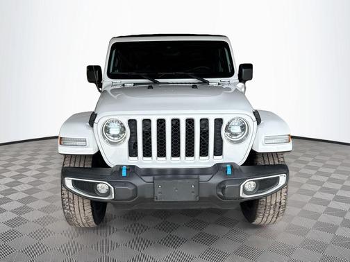 Bright White Clearcoat 2023 Jeep Wrangler 4xe Sahara
