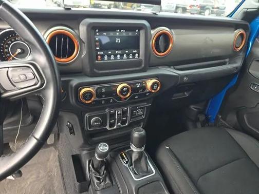 2021 Jeep Gladiator Willys 4x4