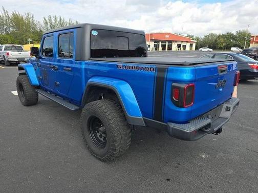 2021 Jeep Gladiator Willys 4x4