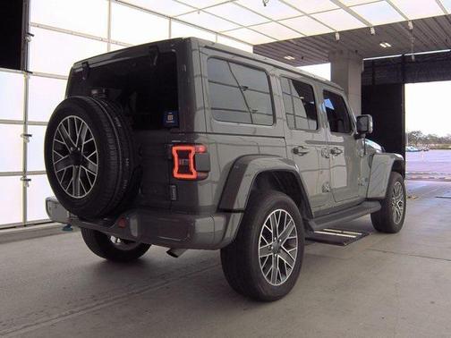 2022 Jeep Wrangler Unlimited 4xe Sahara High Altitude