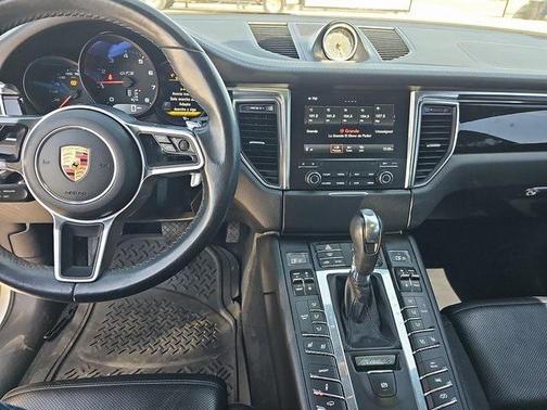 2017 Porsche Macan GTS