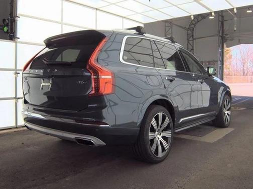 2021 Volvo XC90 T6 Inscription