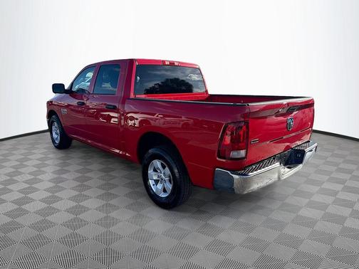 Flame Red Clearcoat 2022 RAM 1500 Classic SLT