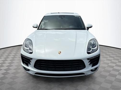 2018 Porsche Macan Base