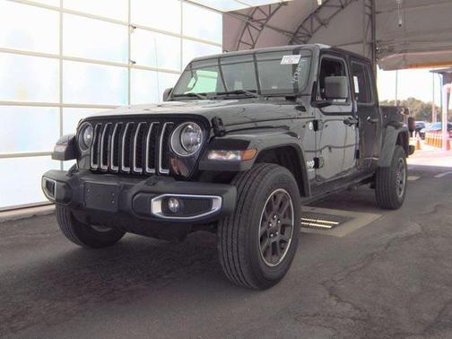 2023 Jeep Gladiator Overland