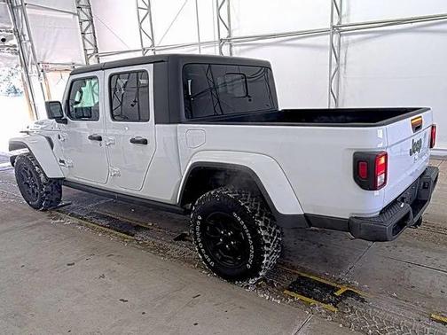 2022 Jeep Gladiator Willys 4x4