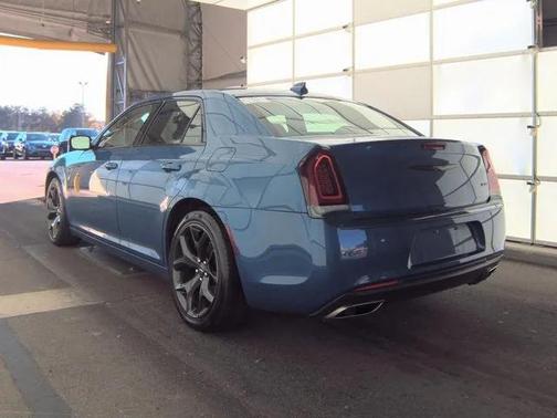 2022 Chrysler 300 Touring