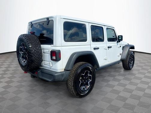 Bright White Clearcoat 2023 Jeep Wrangler Rubicon