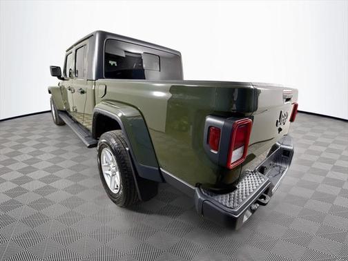 2022 Jeep Gladiator Sport S