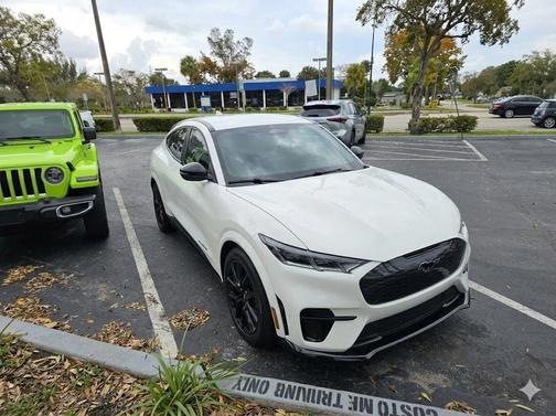 2021 Ford Mustang Mach-E GT