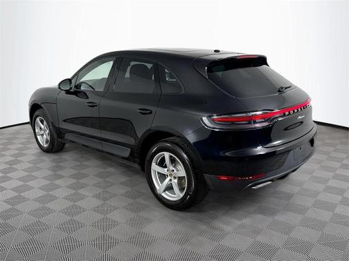 2021 Porsche Macan Base
