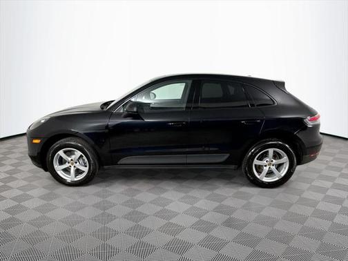 2021 Porsche Macan Base