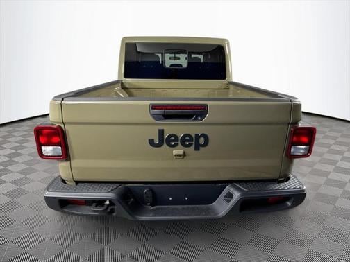 2025 Jeep Gladiator Nighthawk