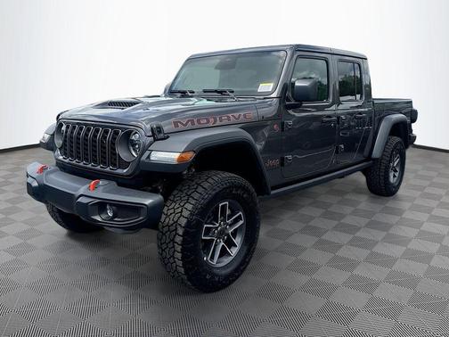 Granite Crystal Metallic Clearcoat 2026 Jeep Gladiator Mojave 4x4
