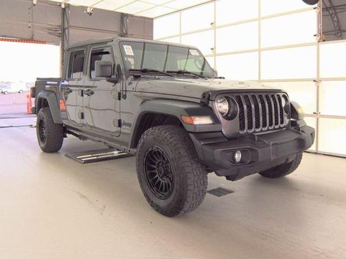 2021 Jeep Gladiator Sport