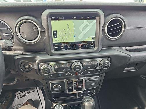 Bright White Clearcoat 2022 Jeep Wrangler Unlimited 4xe Sahara