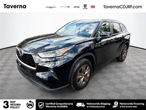 2023 Toyota Highlander Hybrid XLE