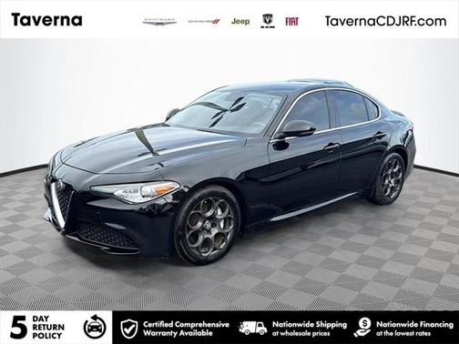 2017 Alfa Romeo Giulia Base
