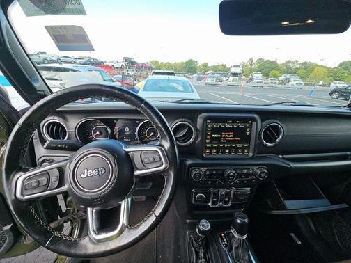 2022 Jeep Gladiator Overland