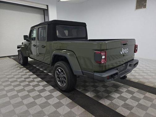 2022 Jeep Gladiator Overland