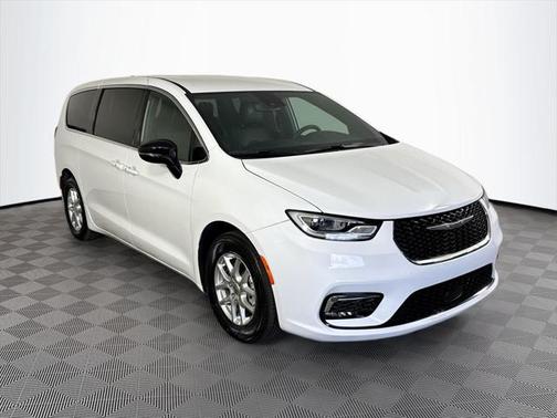 2025 Chrysler Pacifica L