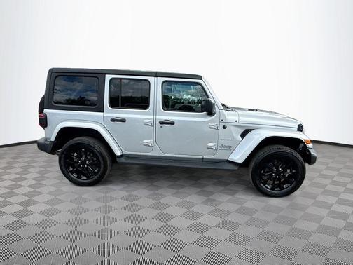 Silver Zynith Clearcoat 2023 Jeep Wrangler 4xe Sahara