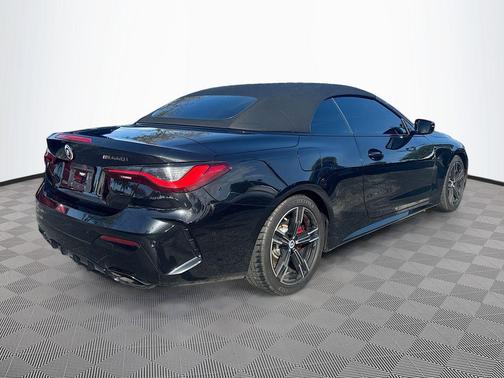 Black Sapphire Metallic 2023 BMW M440 i