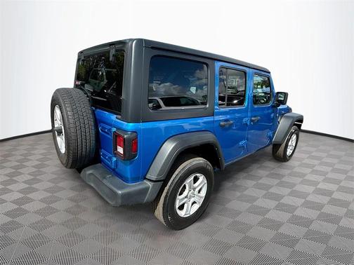 2022 Jeep Wrangler Unlimited Sport