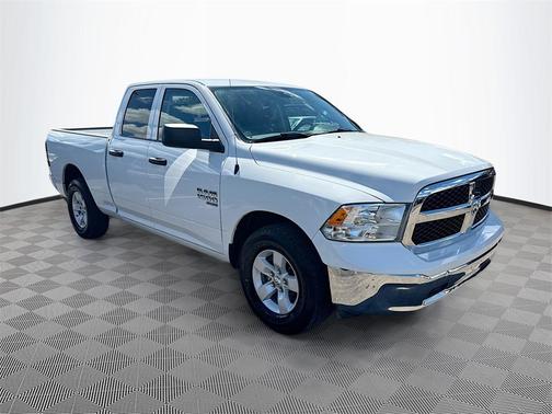 2024 RAM 1500 Classic SLT