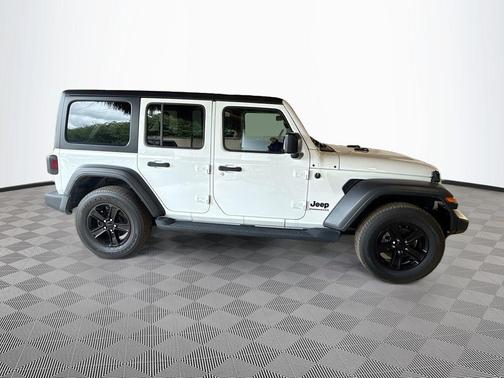 Bright White Clearcoat 2023 Jeep Wrangler Sport