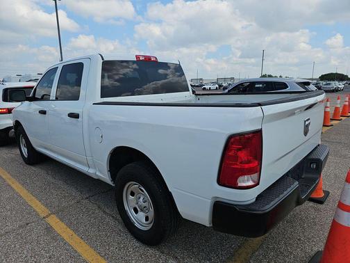 Bright White Clearcoat 2022 RAM 1500 Tradesman
