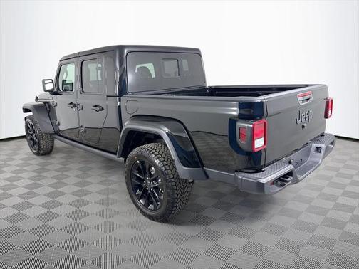 2025 Jeep Gladiator Nighthawk