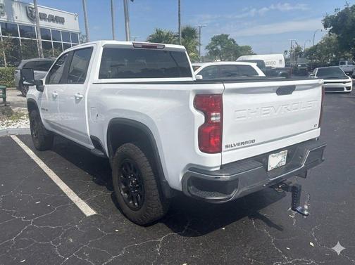 Summit White 2024 Chevrolet Silverado 2500 LT