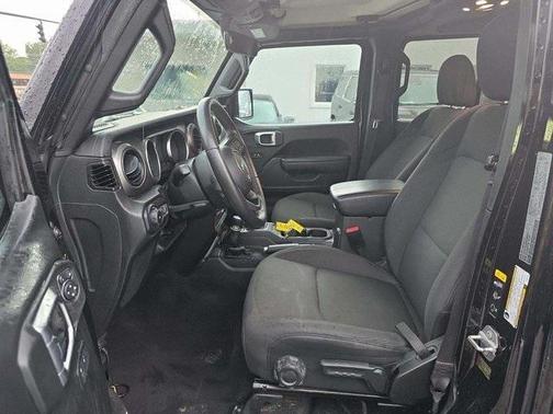 2022 Jeep Wrangler Unlimited High Tide 4x4