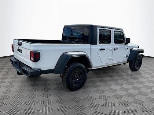 2024 Jeep Gladiator Sport